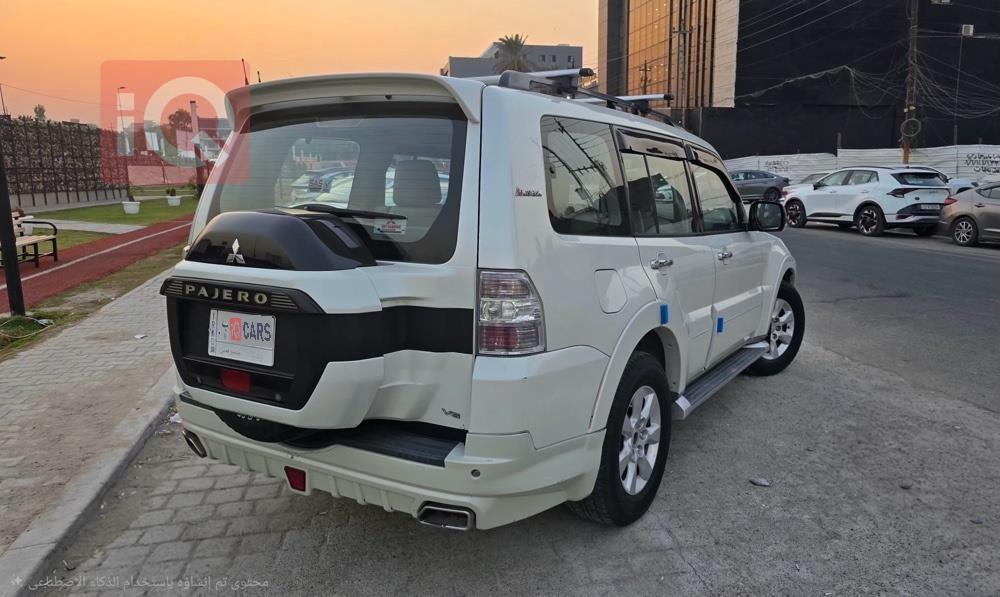 ميتسوبيشي باجيرو